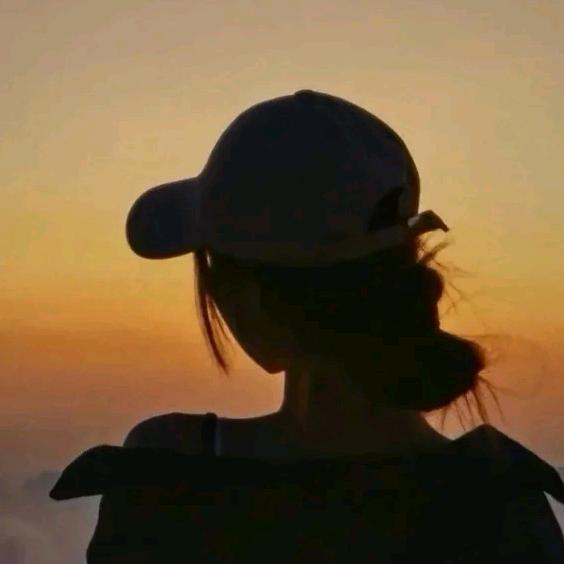 枕月电台