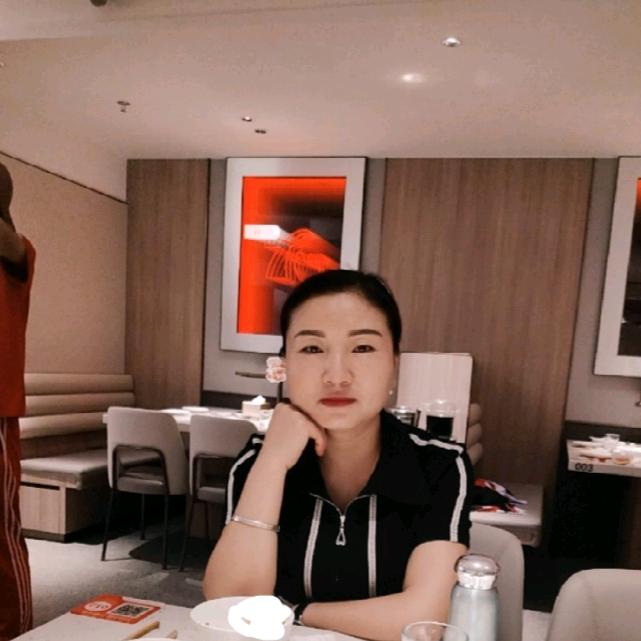 哈哈，该减肥了。