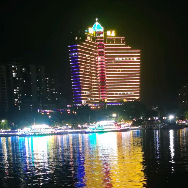 🇨🇳楼先生🇨🇳炙烈