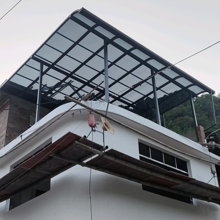 专做防水，铝合金雨棚