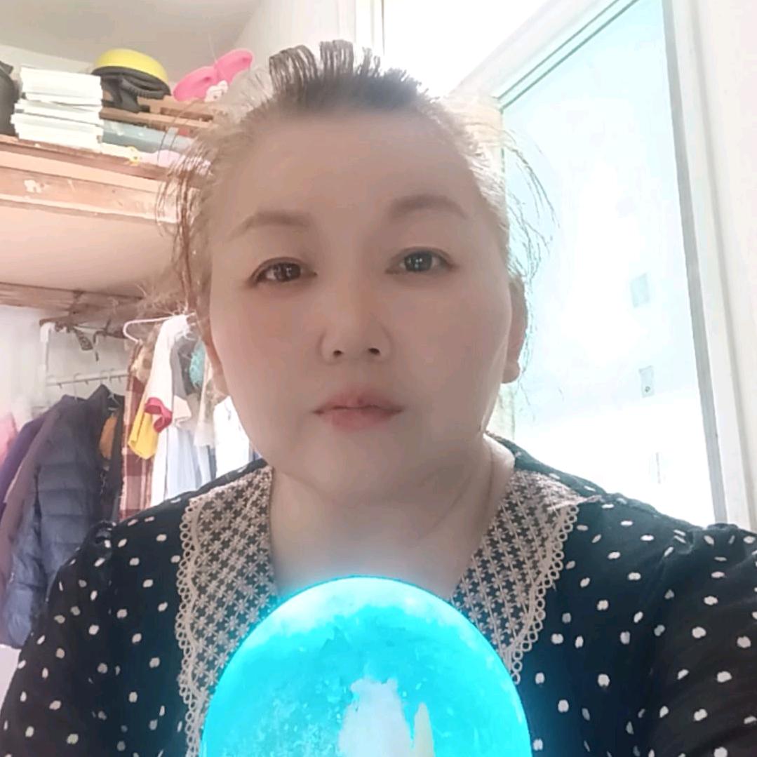 月上心泉周翠琴