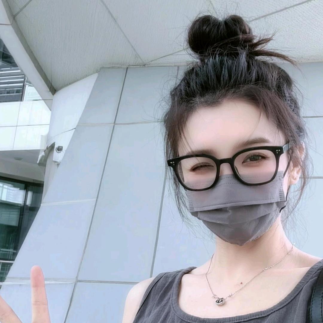 莹莹💫