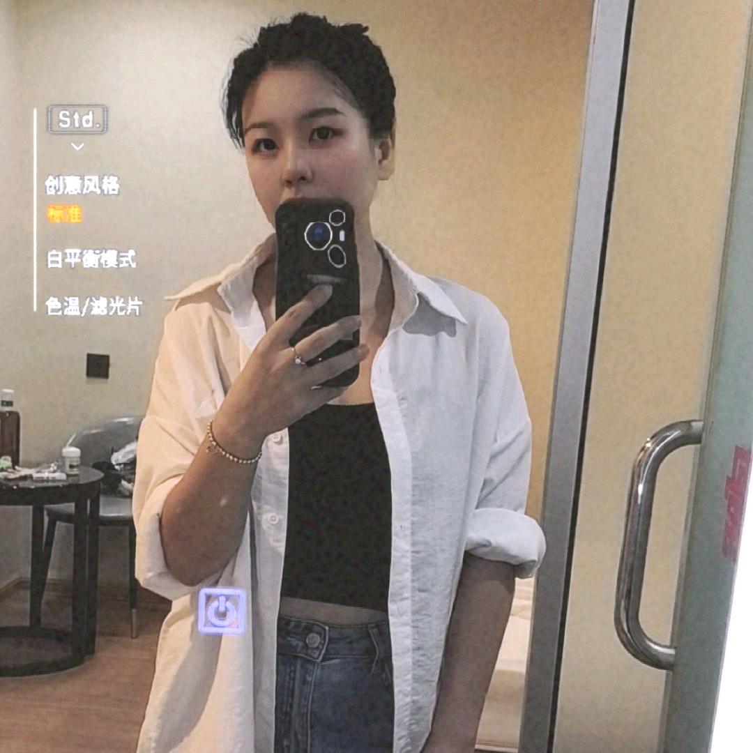 李李Lili
