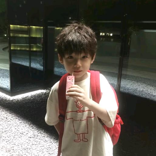 与山赐