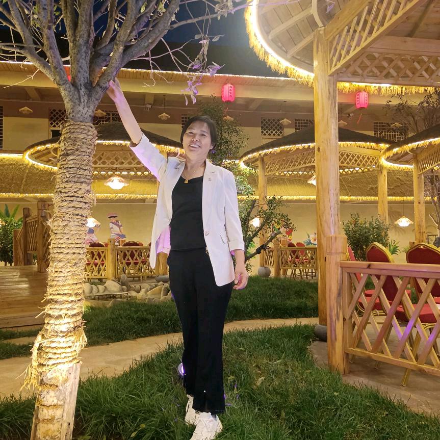 容姐