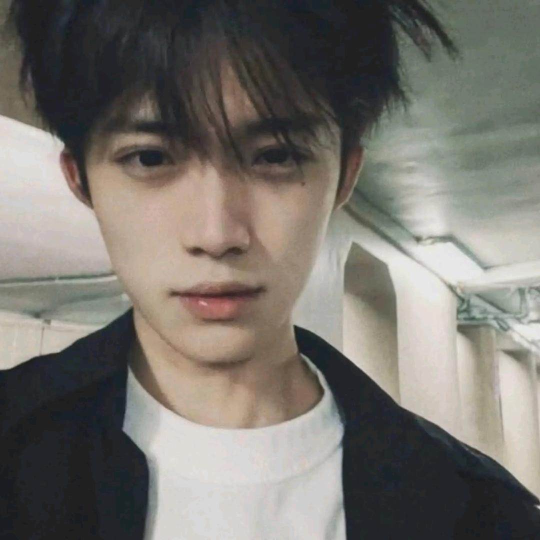 shuai.