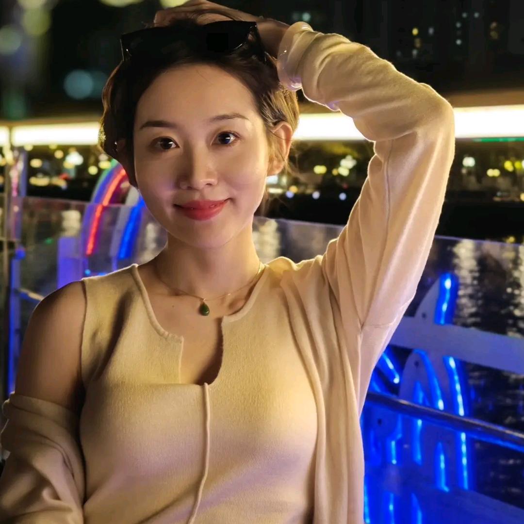 晓莉(离异单身)