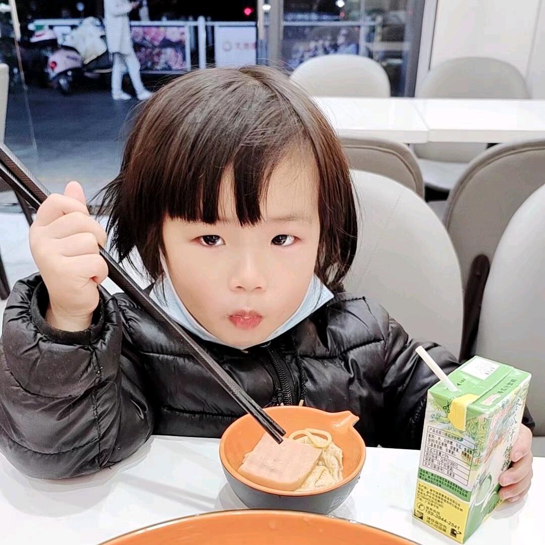 小梓萱同学