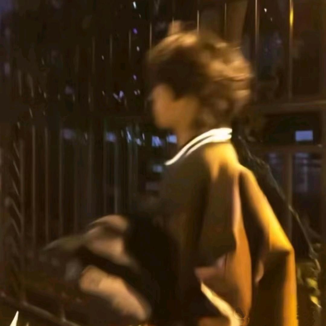 锋桑