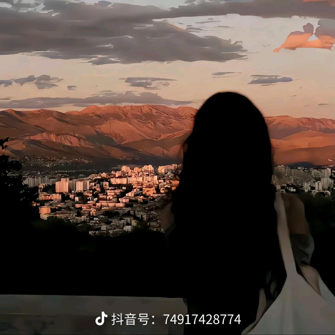 身后的竹林