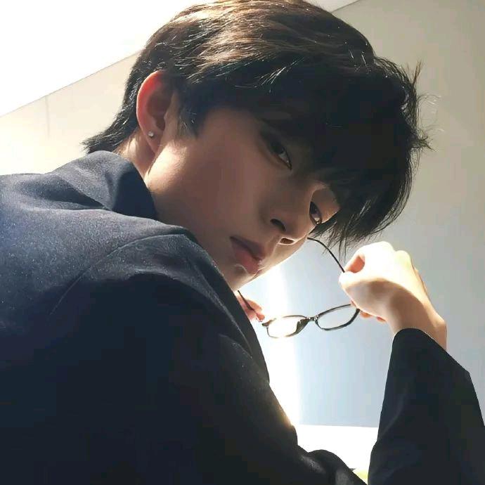 帅嘞着不住