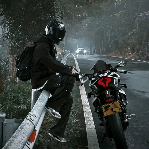 小远爱骑烂摩托🏍