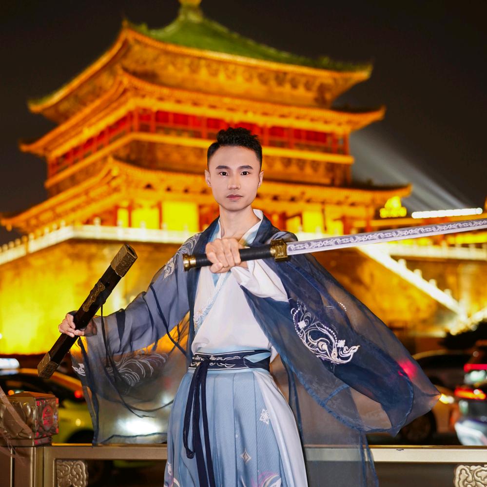 小王