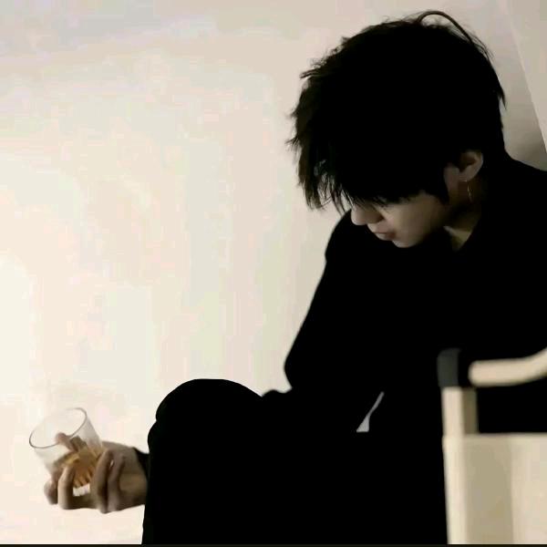 𝑿.小林..z