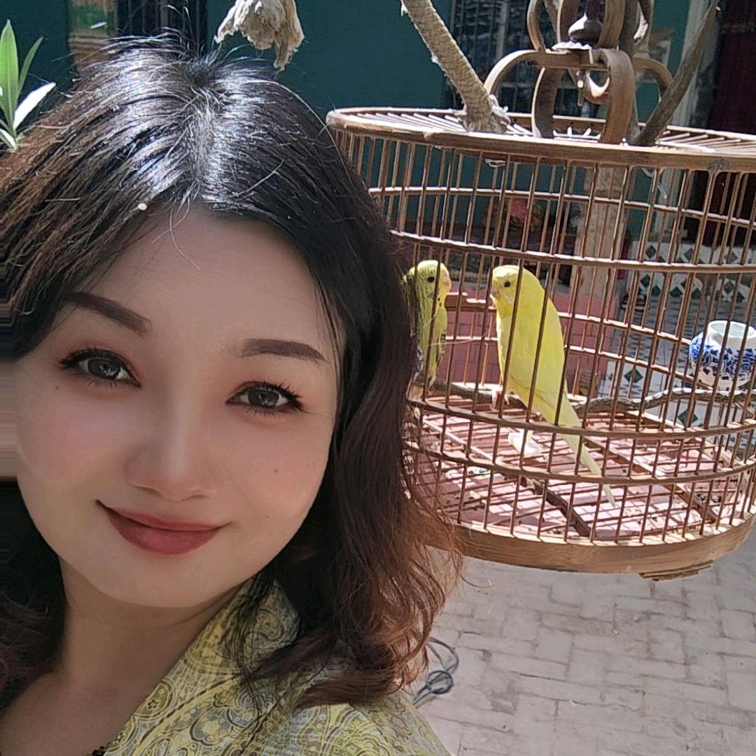 努尔比耶  小店