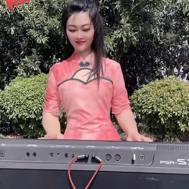 苹果儿🎹🎙️