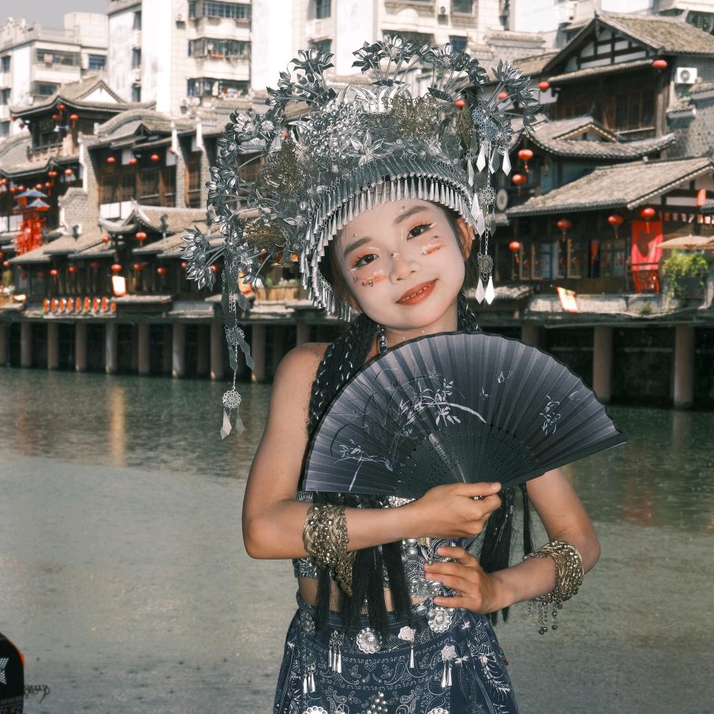 伈嫵Zā鯰