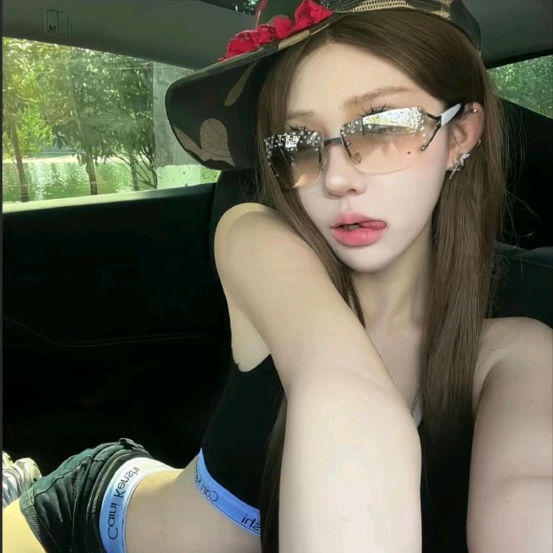 小杨.