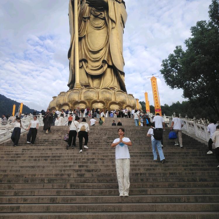 极乐归舟郭双双