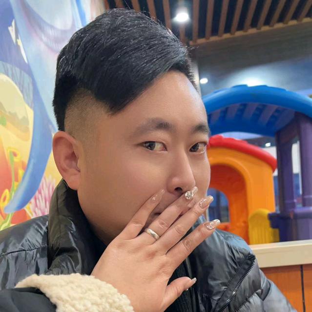 甜姐的小跟班