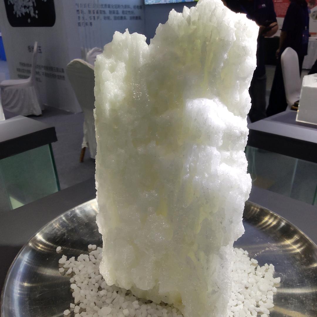 白刚玉-棕刚玉-龙生磨料有限公司