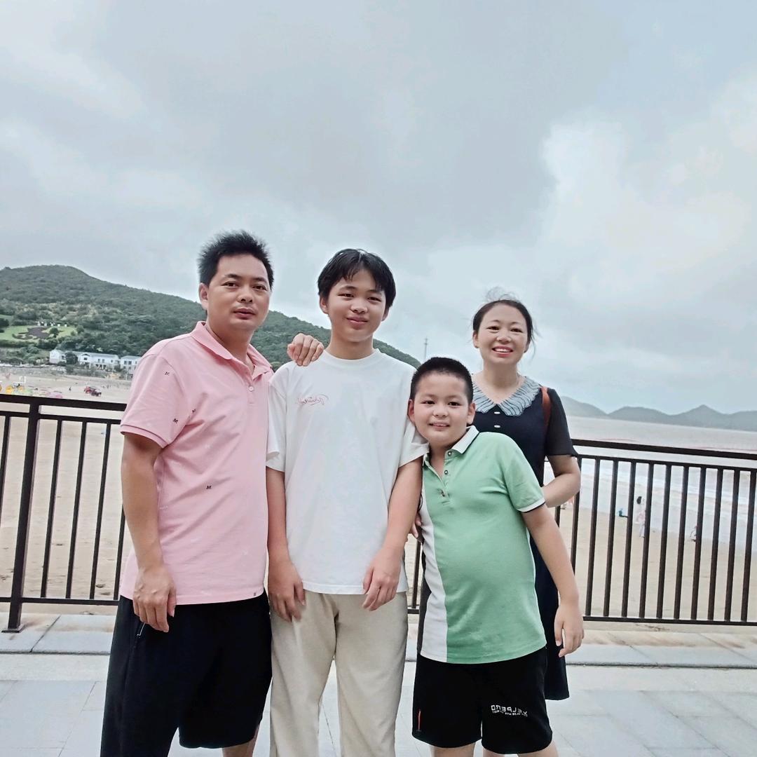 时间追赶着青春与岁月