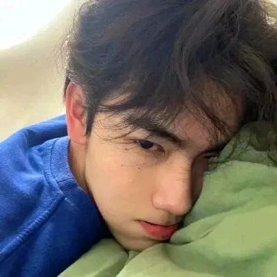 小小的佬子