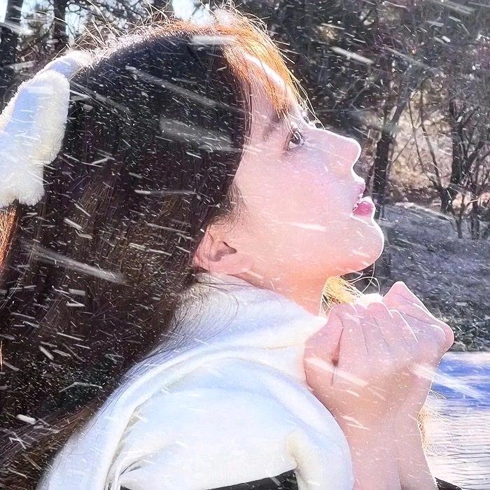 小曾很美丽丶