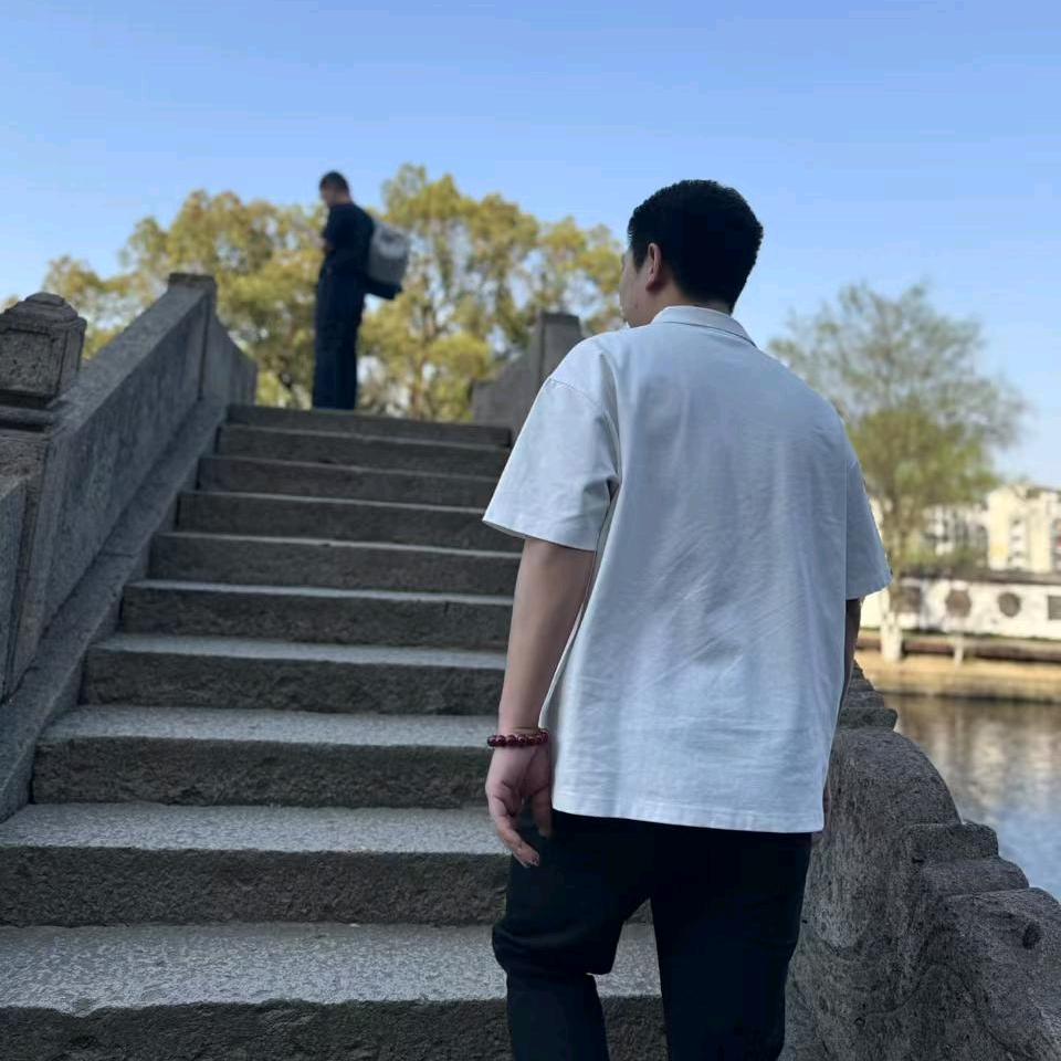 楊小二YYDS