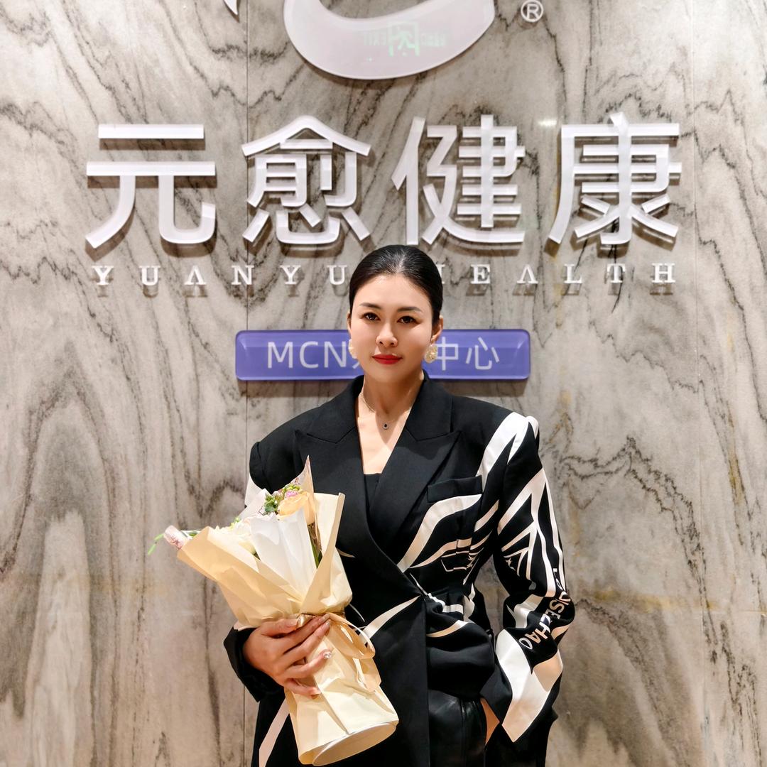 子梵徒手塑形