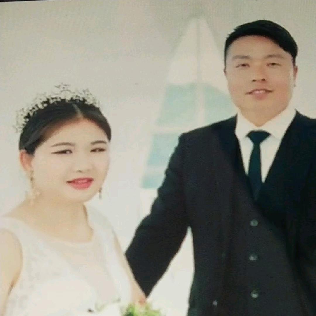 夫妻同心，其利断金白头偕老招财进宝