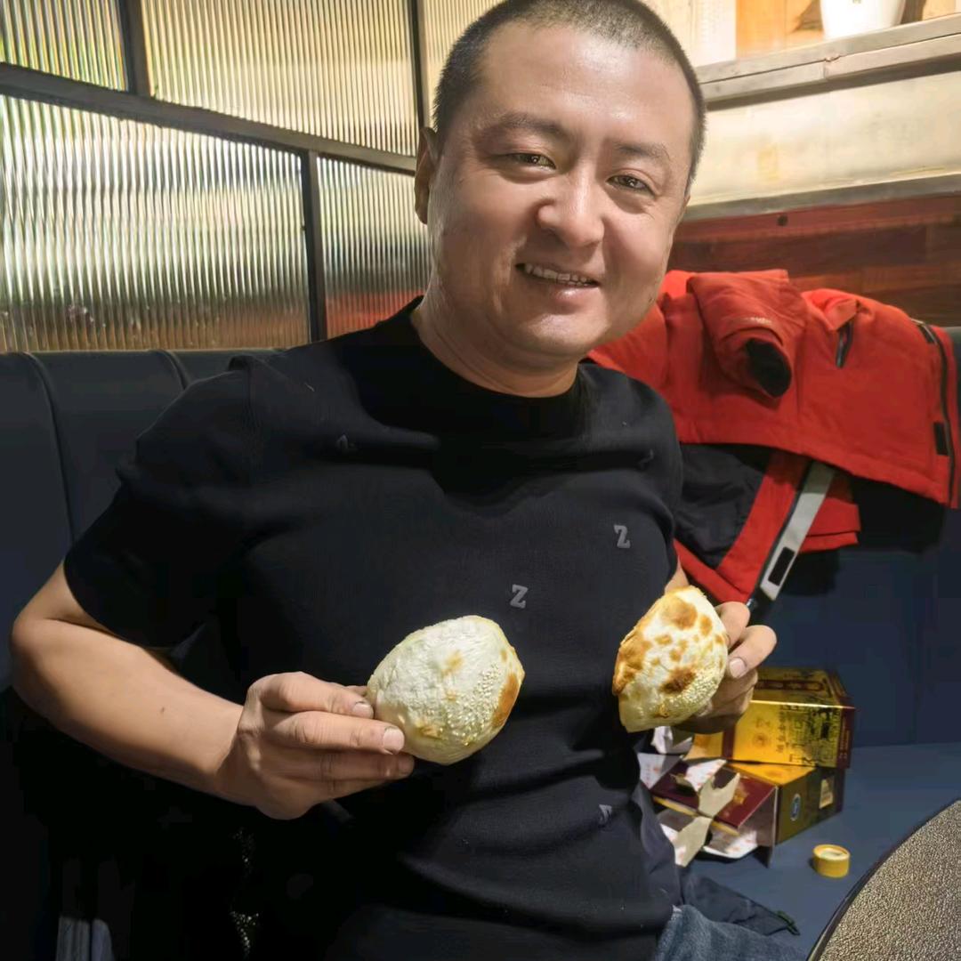 鲁鹏