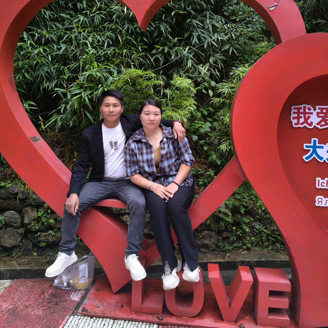 🥀এ᭄那一抹ꦿ苦💔笑ོ࿐ᩚ
