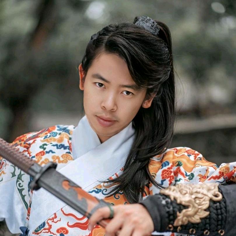 无懈的锋芒🍀³²²