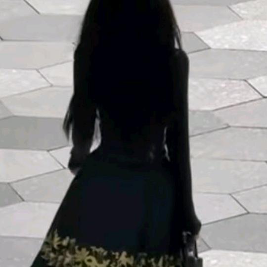 小兔拒绝私信。