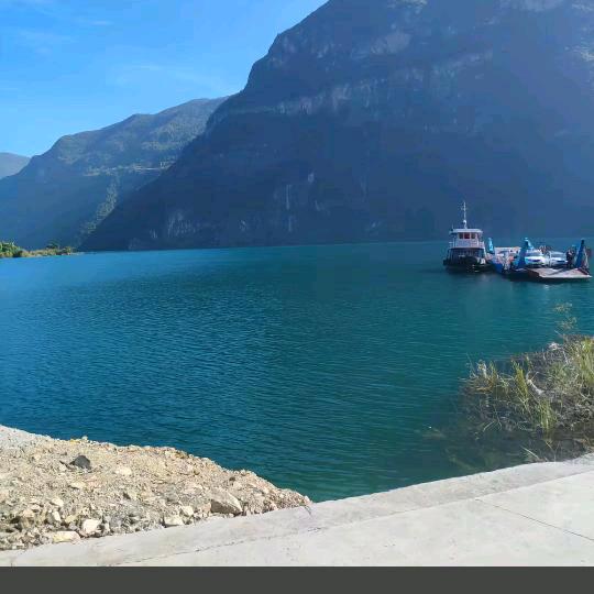 不正经的调戏哥