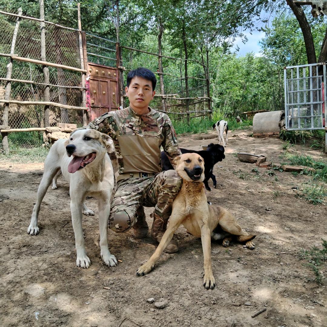 新时代 猎人 公益护农