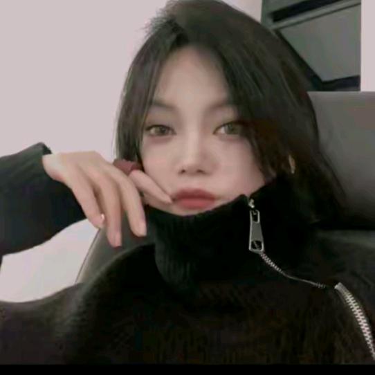 叶大菲～微胖穿搭