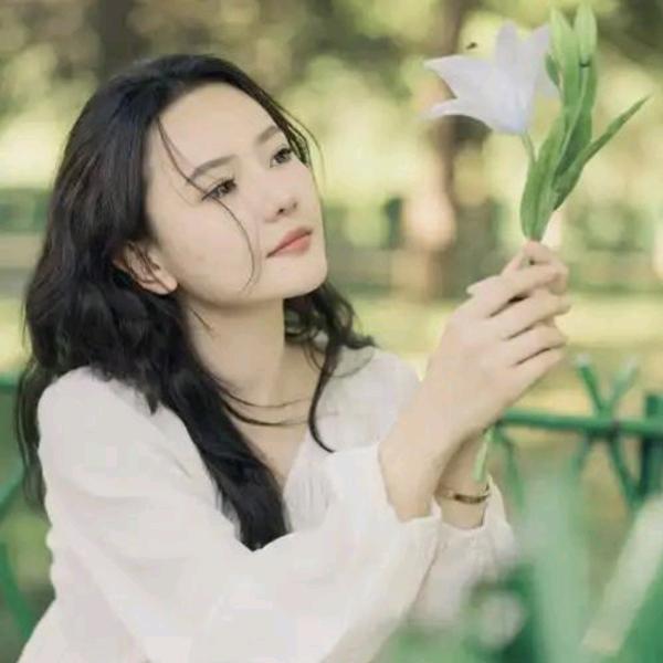 莲子最爱吃