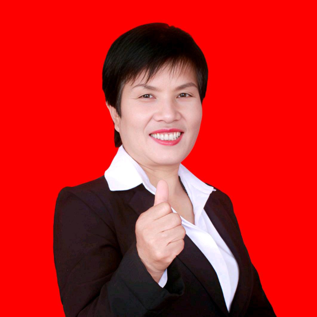 展翅飞翔