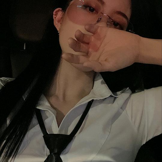 酒泗萌萌老师
