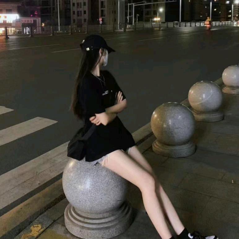爱看动画的粥粥