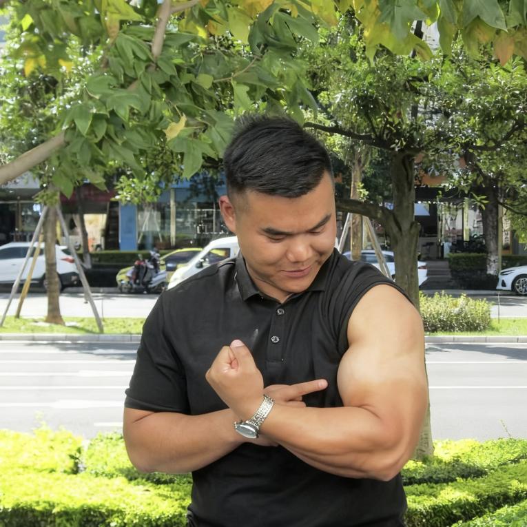 三分练健身光头强