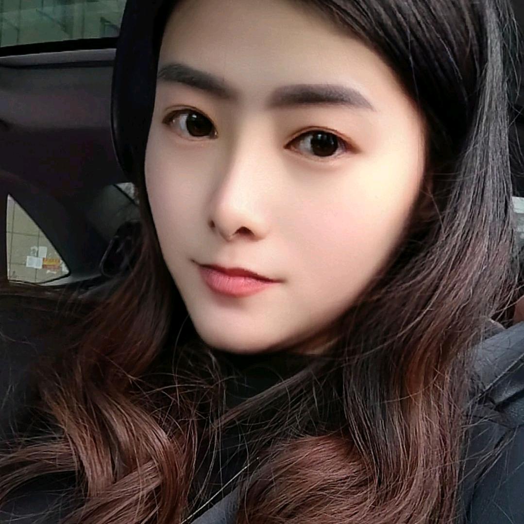 浅笑不语🥥🫐🥥