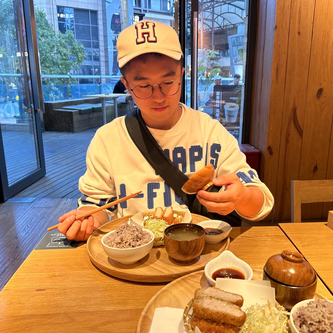 家有龙太福气多