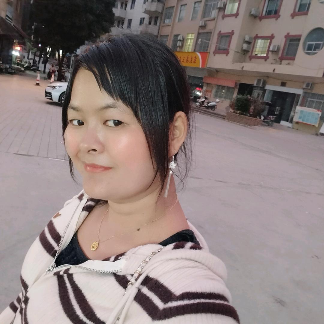 对你微笑纯属礼貌