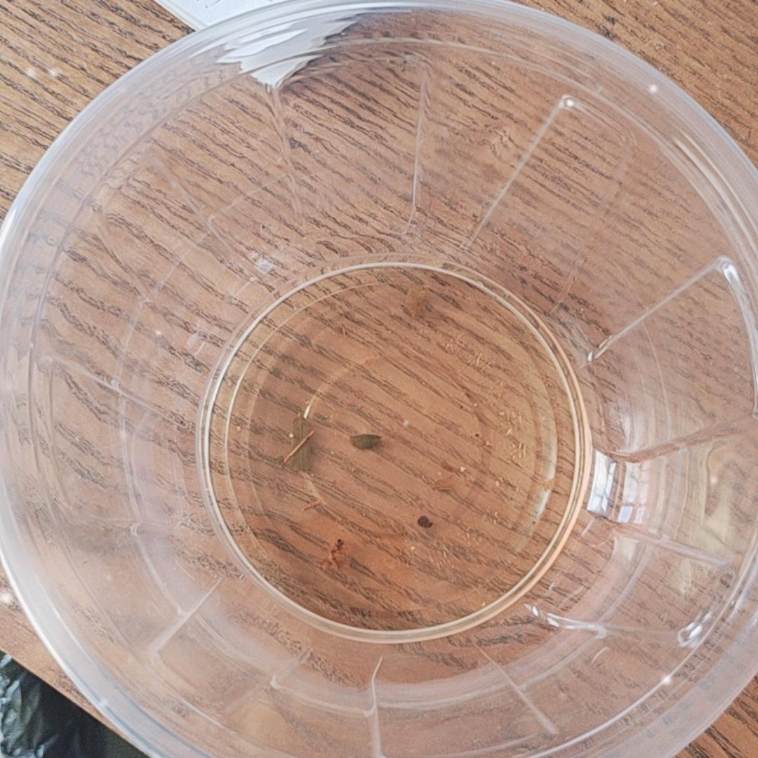 空荡的酒杯
