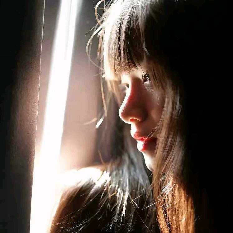 混过社会卖过萌