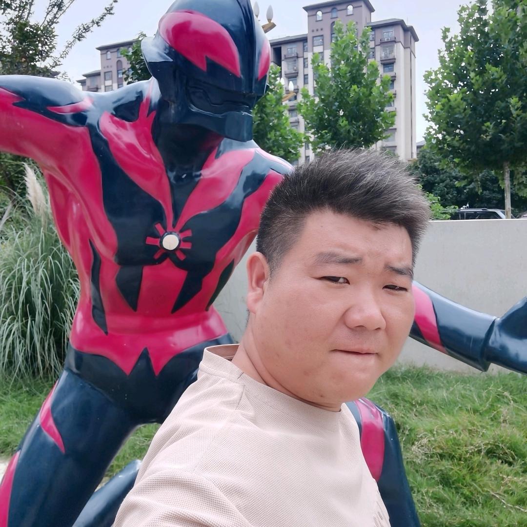 出租六轮后八轮铲车挖机