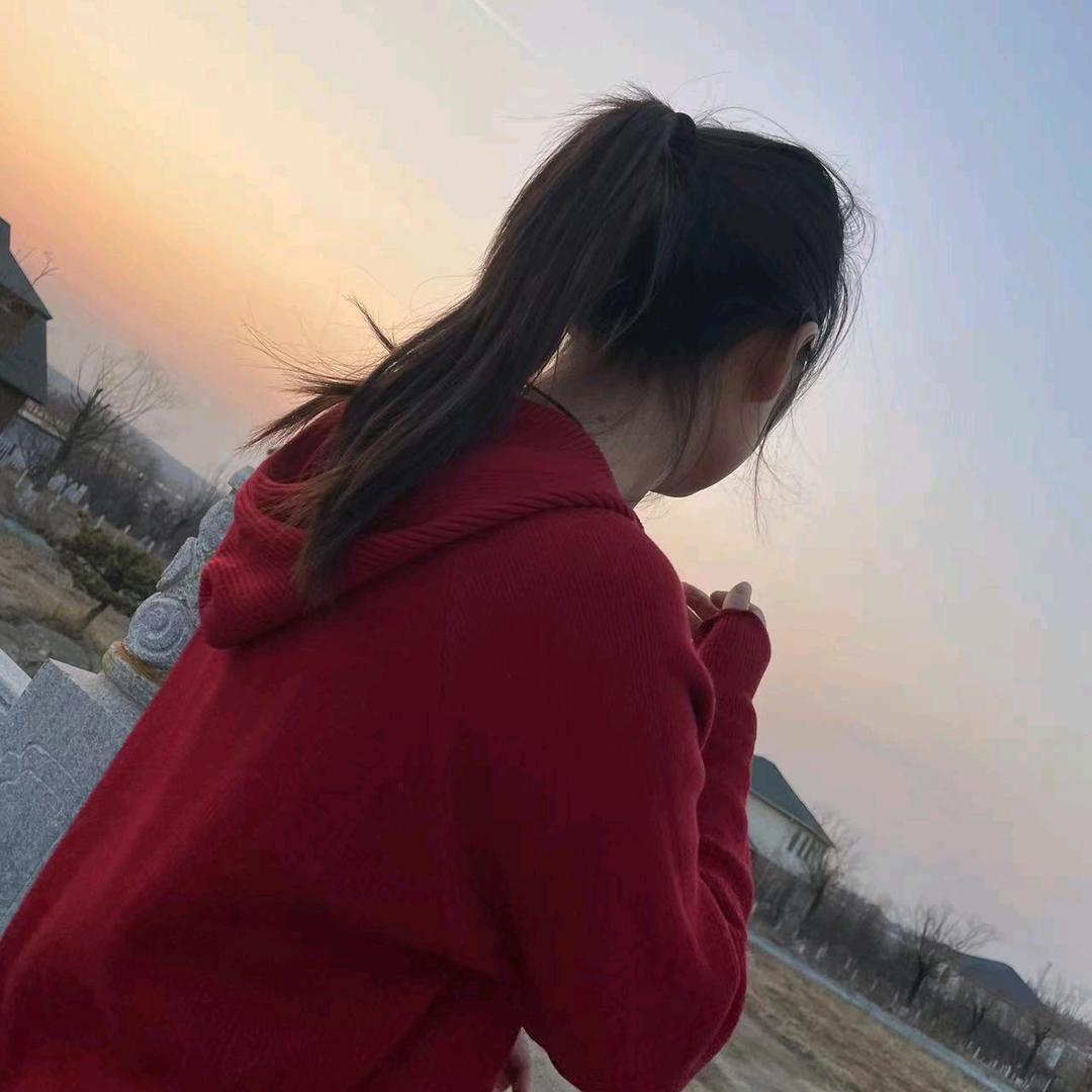 㿝氼